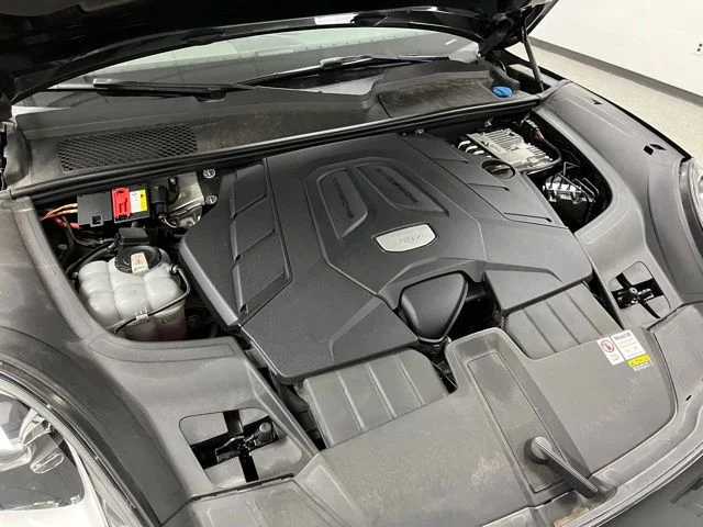 2022 Porsche Cayenne Platinum Edition - Photo 57