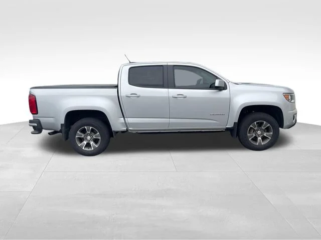 Used 2020 SILVER ICE METALLIC Chevrolet 4WD Z71 image 7