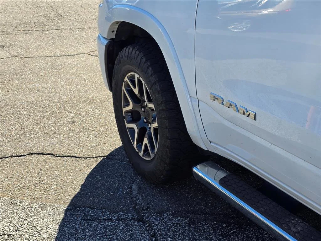 Used 2025 White Ram Laramie image 20