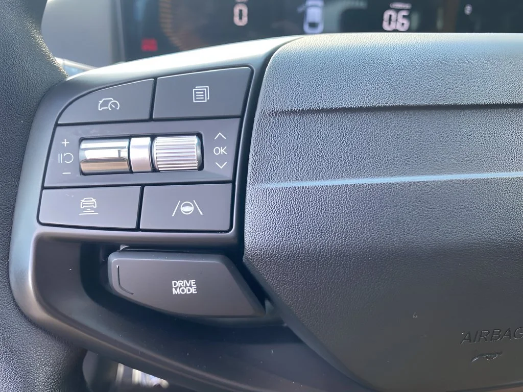 Used 2025 Gray Kia LXS image 12