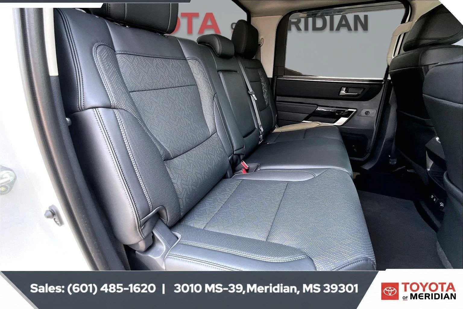 Used 2024 Ice Cap Toyota Limited Hybrid image 20