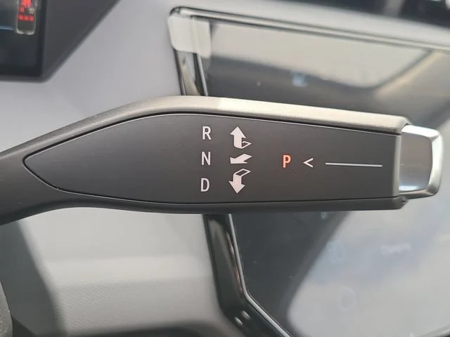 New 2027 Mosaic Black Metallic Chevrolet LT image 29