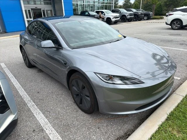 2025 Tesla Model 3's photo
