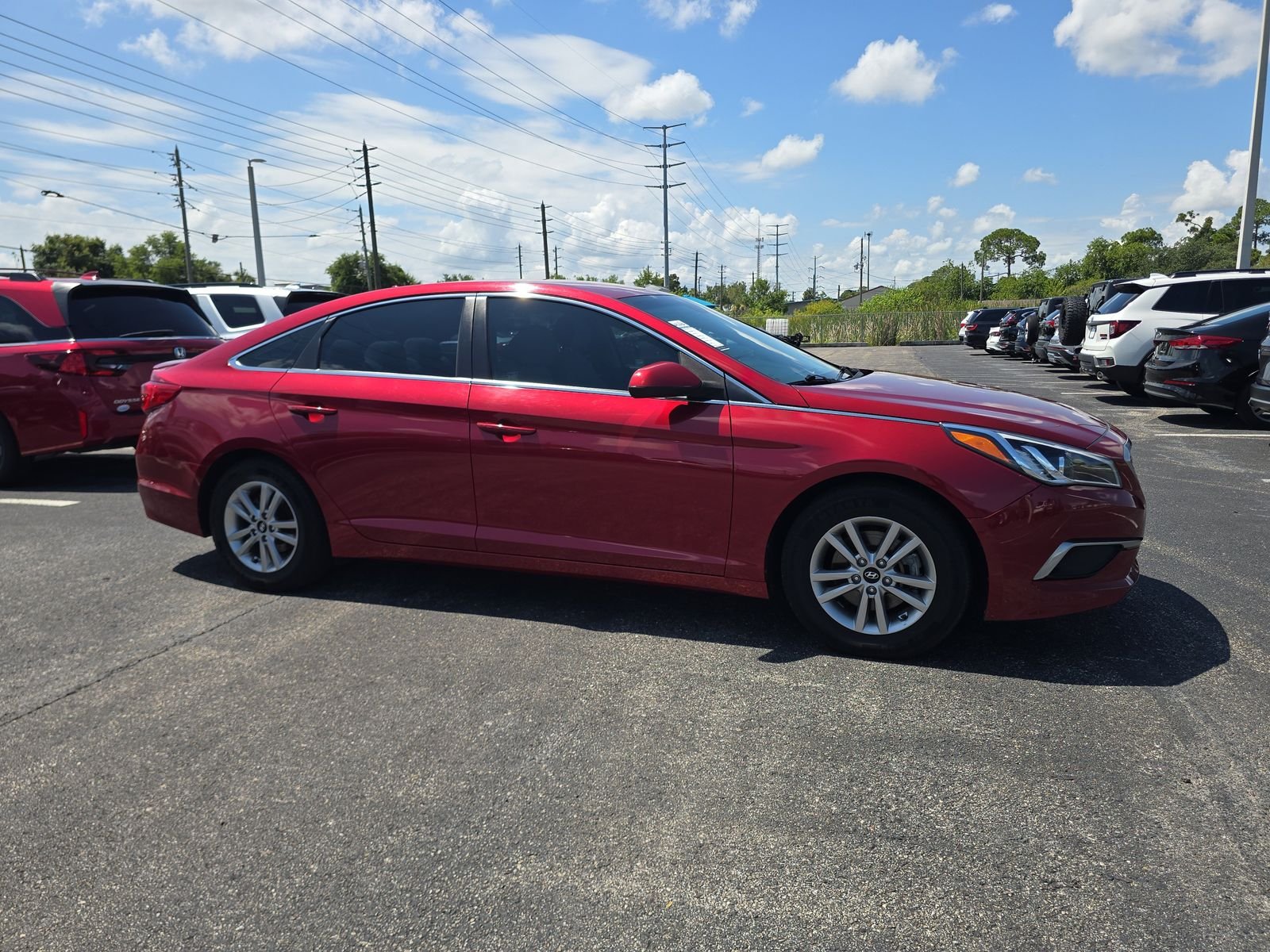 Used 2016 Hyundai Sonata SE with VIN 5NPE24AF1GH417568 for sale in Port Richey, FL