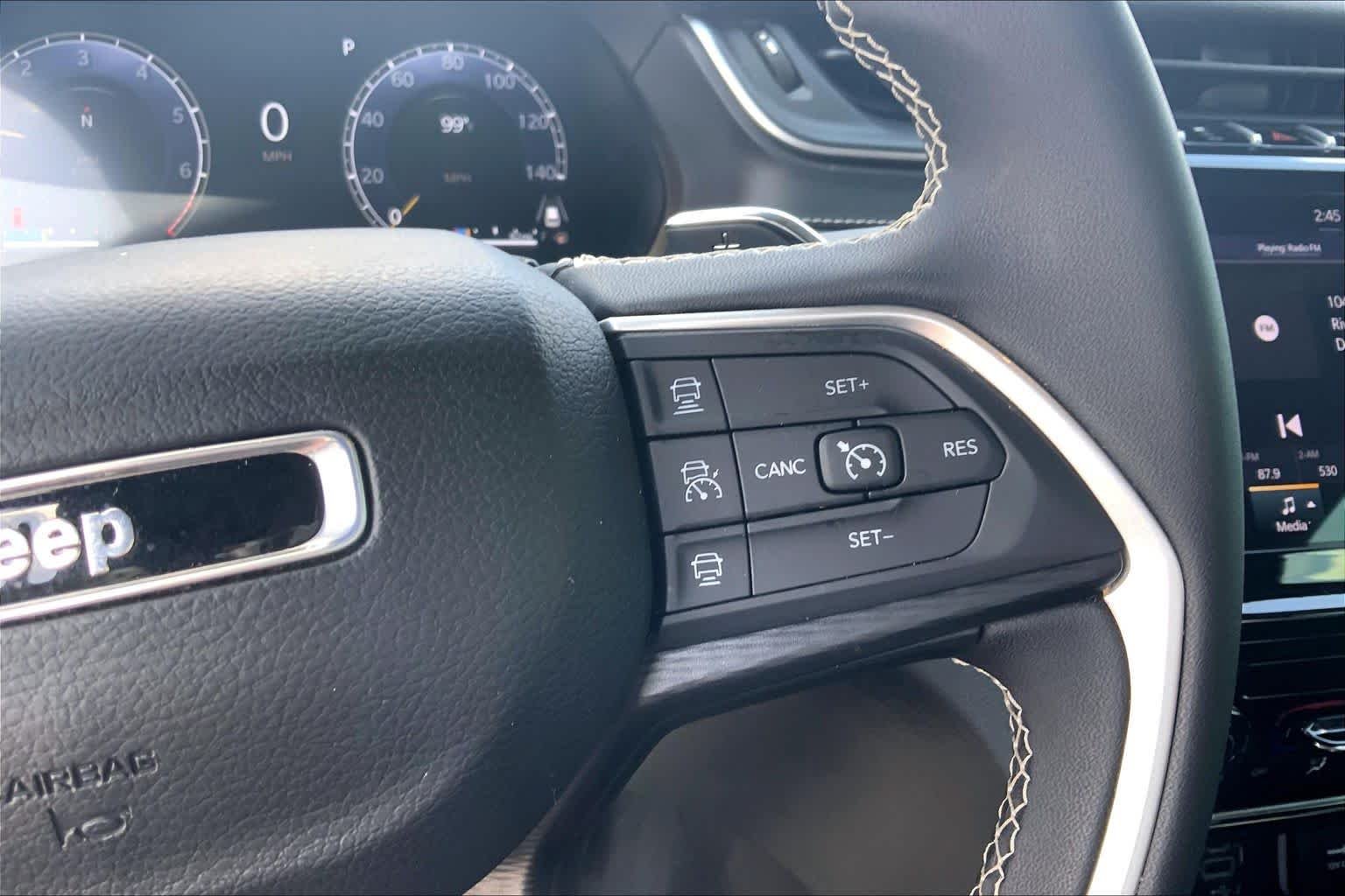 Used 2024 Diamond Black Crystal Pearlcoat Jeep Laredo image 25