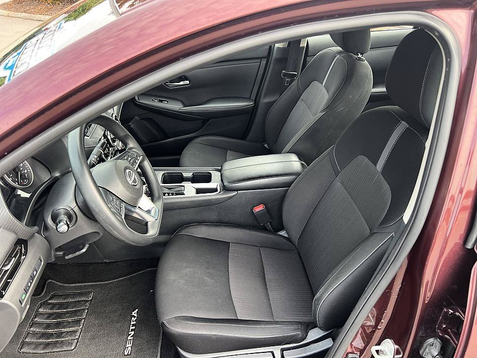 Certified Used 2025 Rosewood Metallic Nissan SV image 13