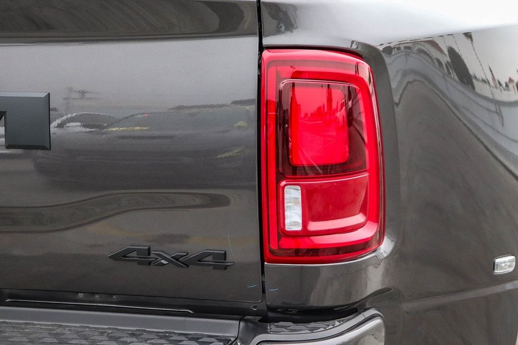 New 2026 Crystal Metallic Ram Big Horn image 10