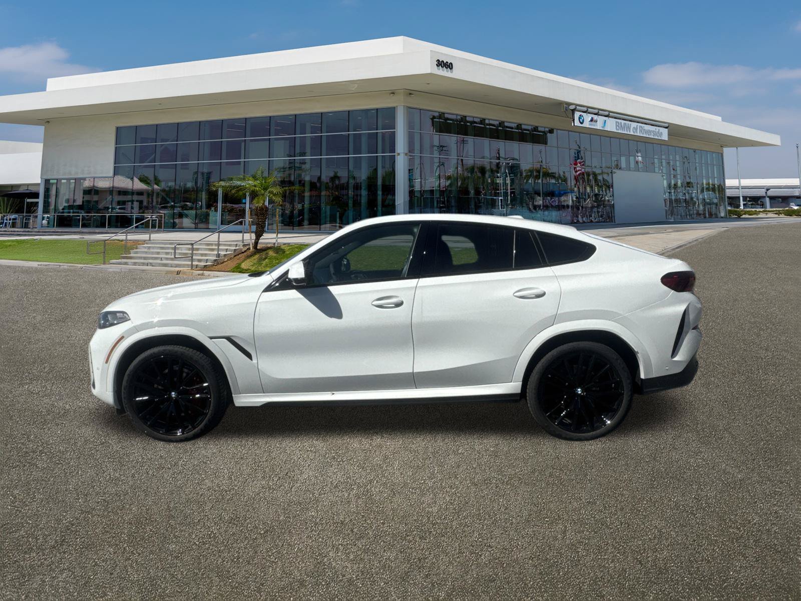 New 2027 Alpine White BMW xDrive40i image 6