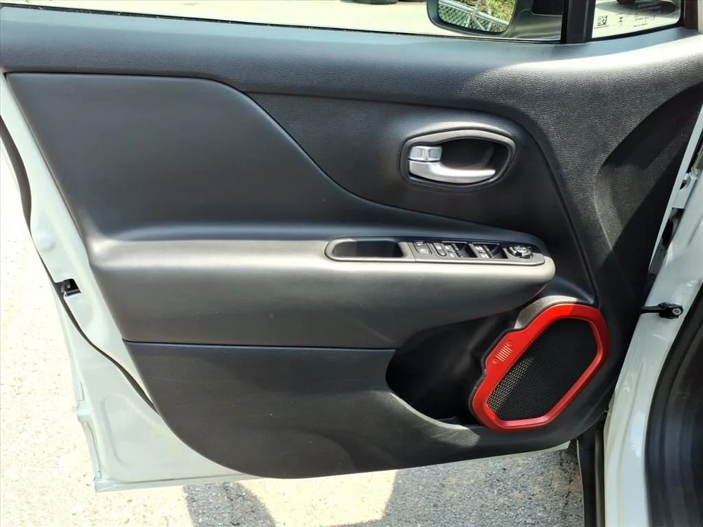 Certified Used 2023 White Jeep Trailhawk image 22