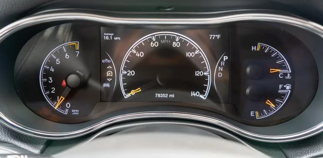 Used 2020 Black Jeep Laredo E image 23