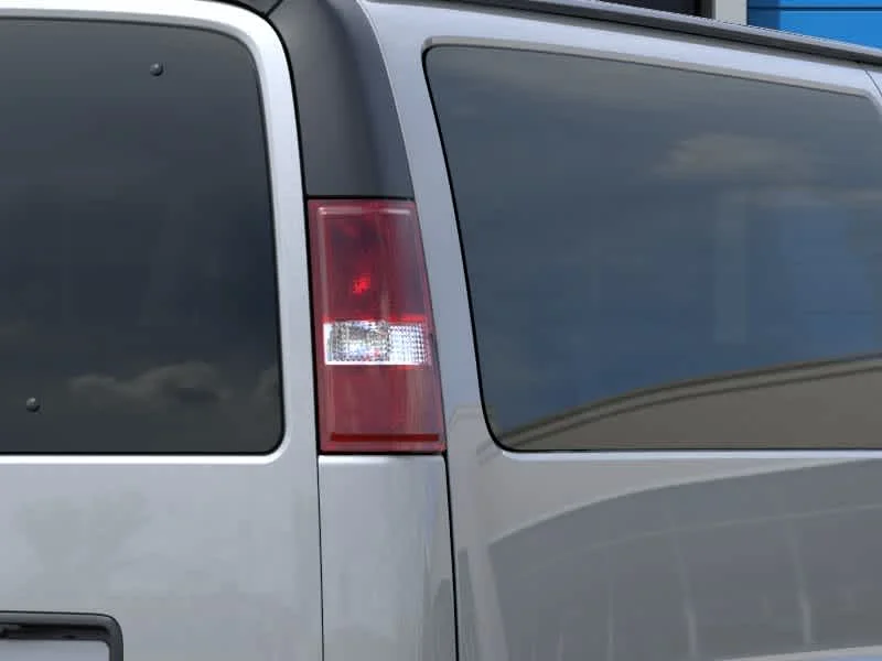 New 2025 Quicksilver Metallic GMC LT image 32