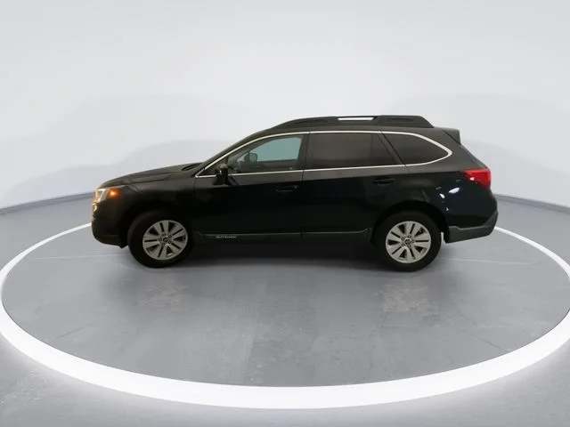 Used 2019 Black Subaru 2.5i Premium image 9