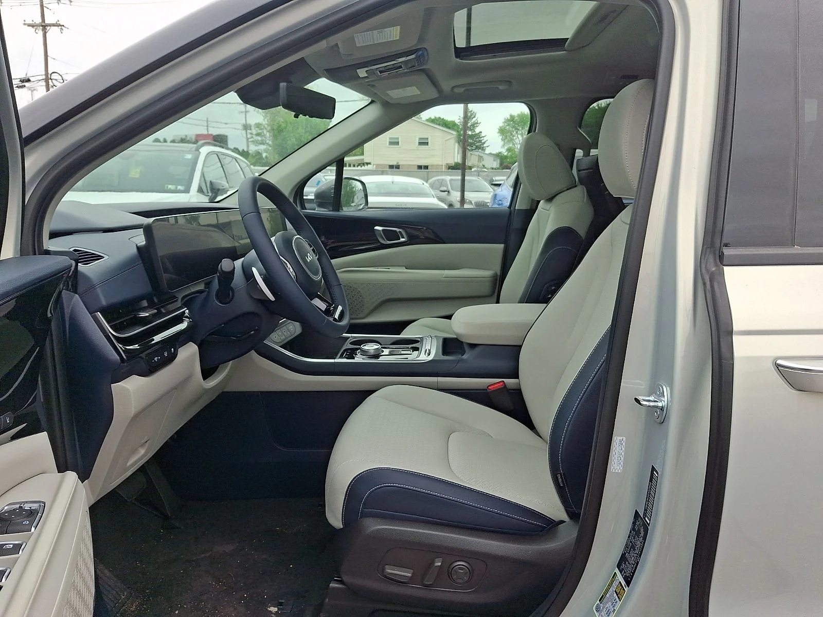 New 2026 White Kia SX Prestige image 14