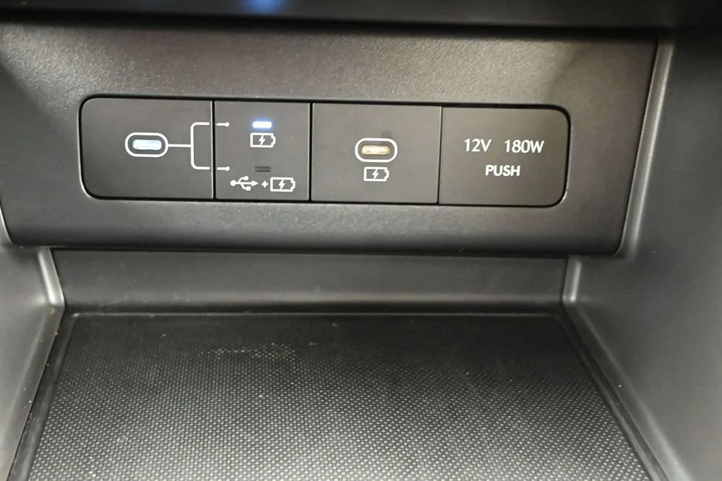 Used 2025 Blue Hyundai SEL image 11