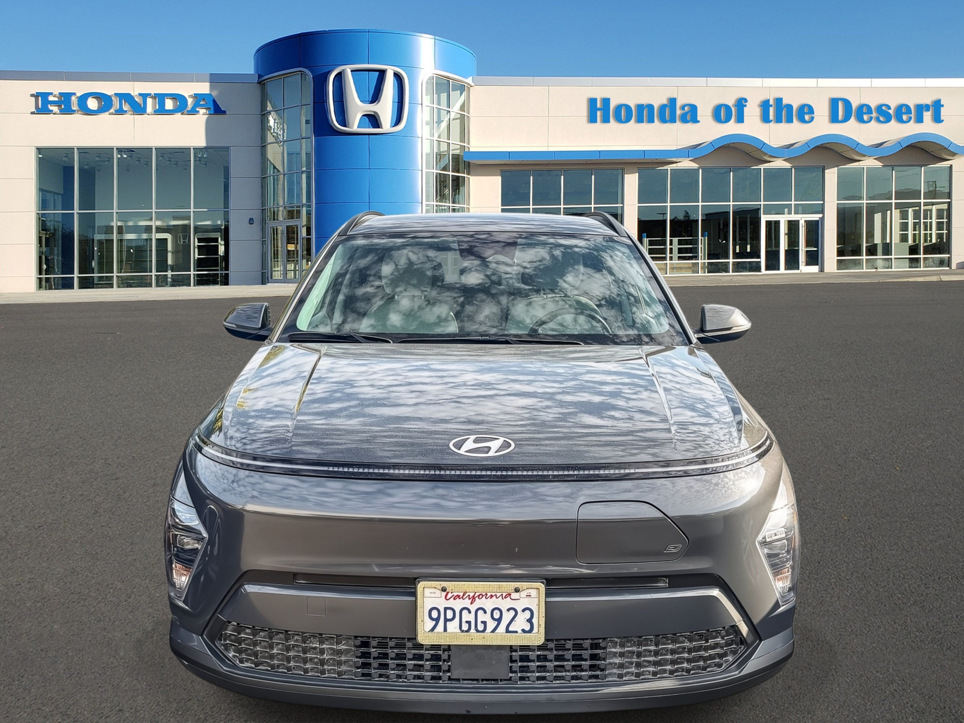Used 2024 Hyundai Kona EV SEL with VIN KM8HC3A60RU014710 for sale in Cathedral City, CA