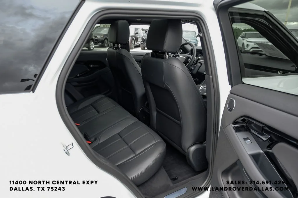Used 2026 White Land Rover Dynamic image 44