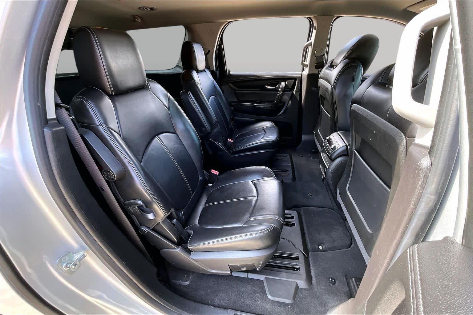 Used 2015 Quicksilver Metallic GMC SLT image 18
