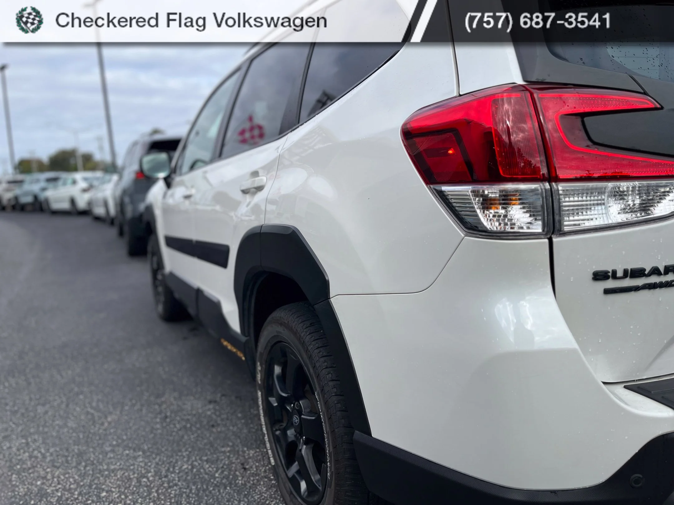 Used 2024 Crystal White Pearl Subaru Wilderness image 8