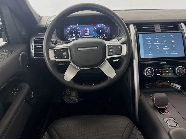 Certified Used 2023 White Land Rover S R-Dynamic image 25
