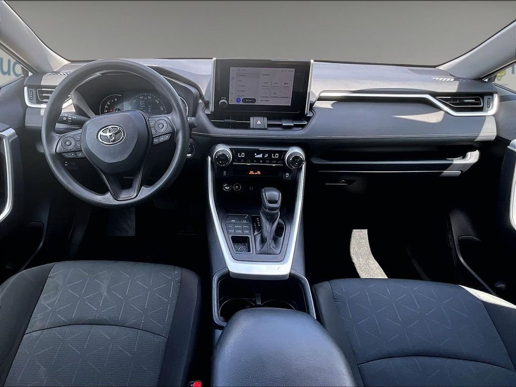 Used 2025 White Toyota XLE image 17