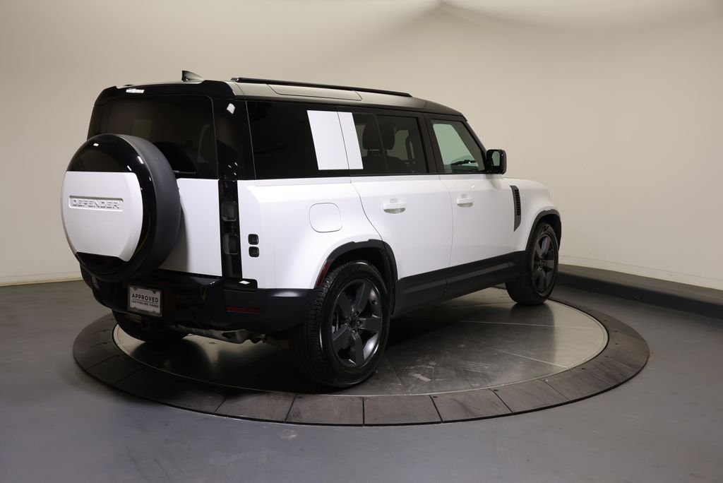 Used 2026 Fuji White Land Rover S image 5