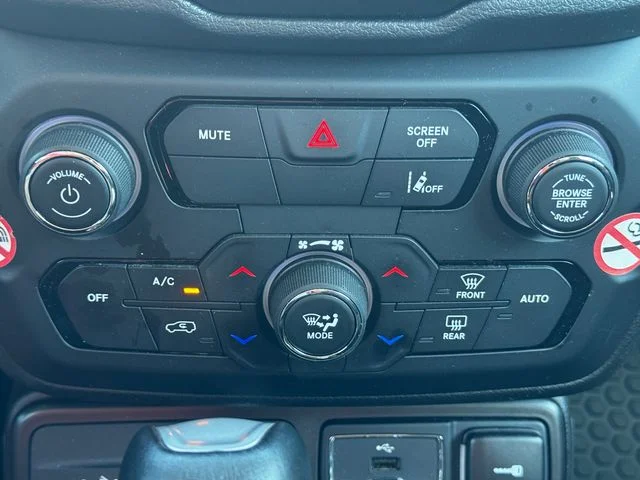 Certified Used 2023 Black Jeep Trailhawk image 34