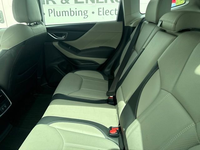 Used 2022 White Subaru Limited image 14