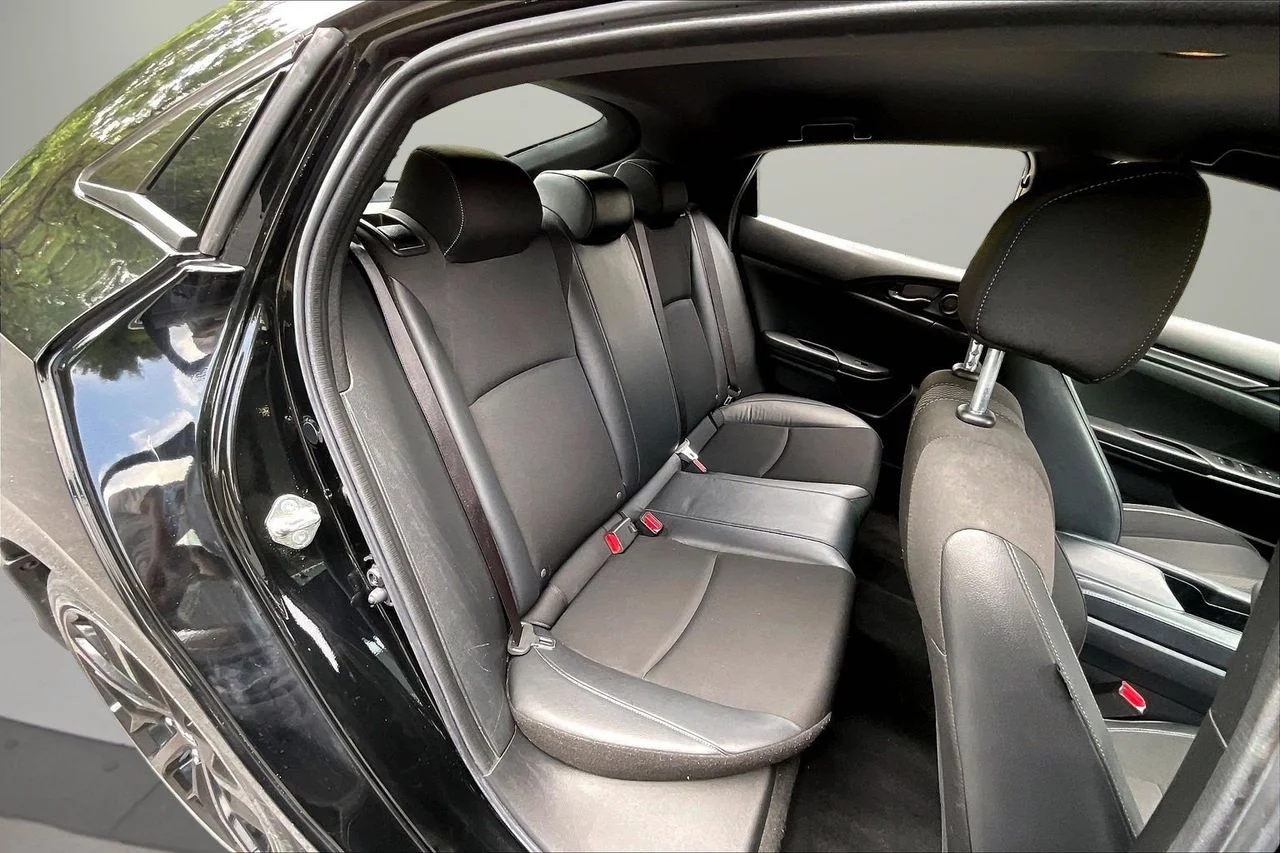 Used 2021  Honda Sport image 22