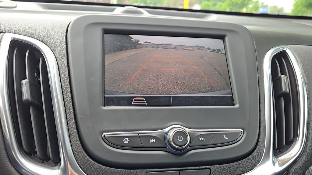 Used 2024 Gray Chevrolet LT image 23