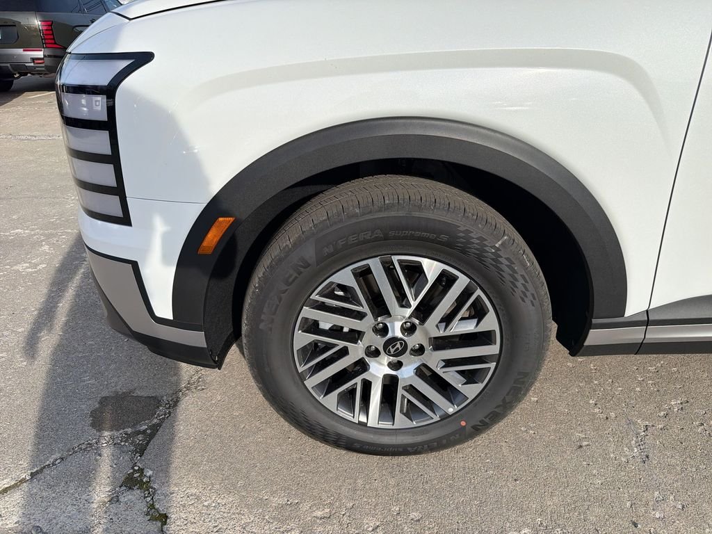 New 2026 White Hyundai SEL AWD image 18