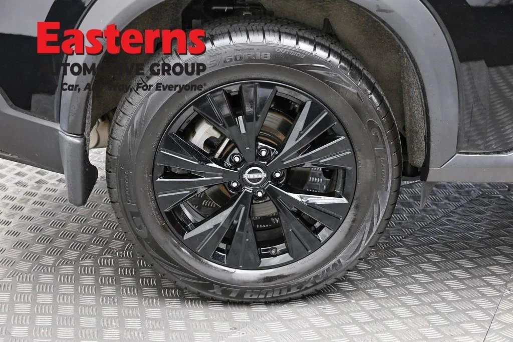 Used 2023 Black Nissan SV image 33