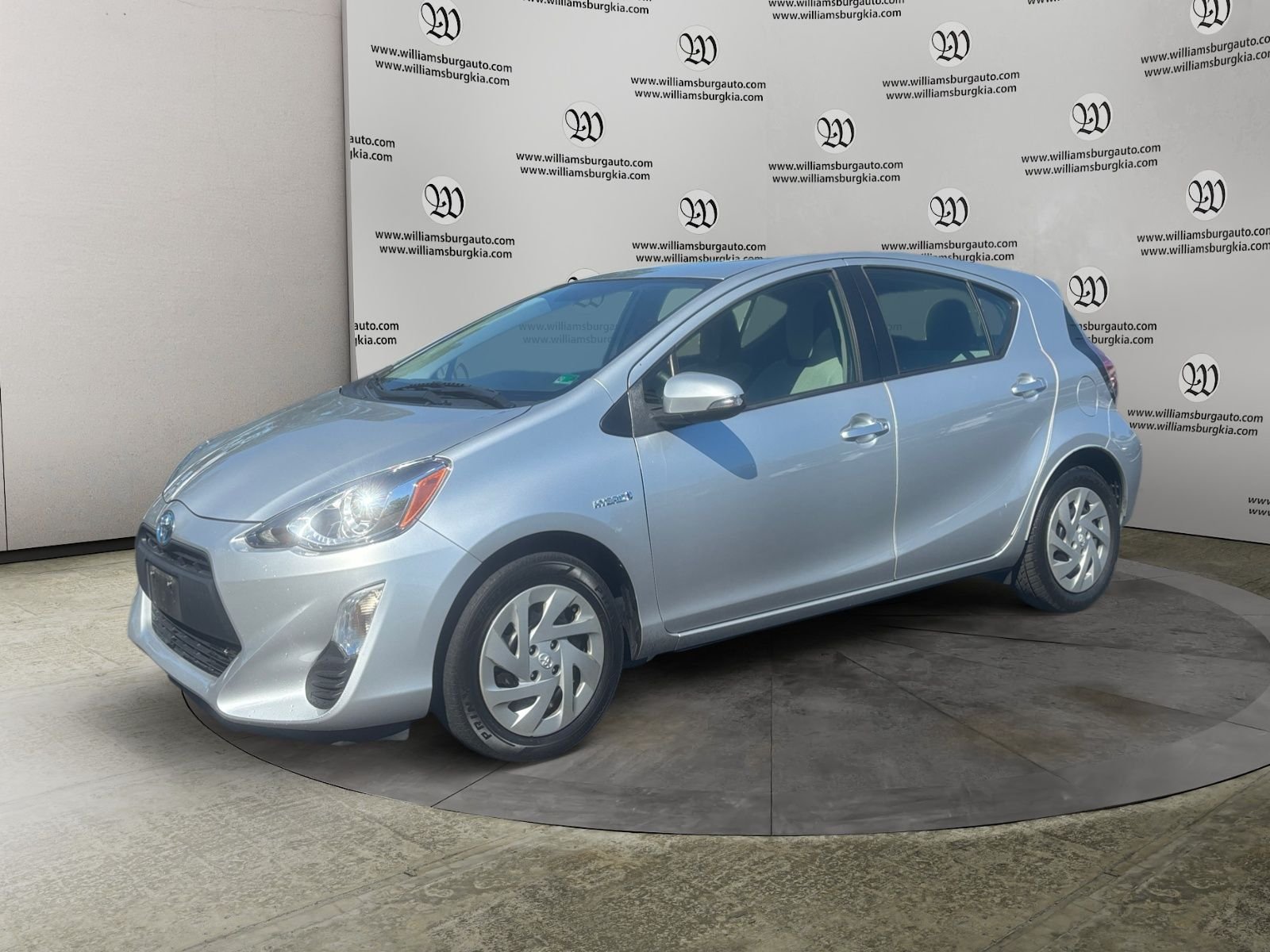 2016 Toyota Prius c One's photo