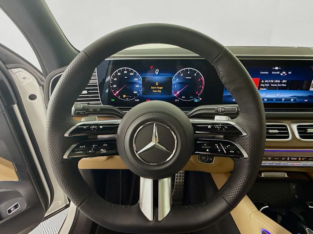 New 2026 Polar White Mercedes-Benz GLS 450 image 12