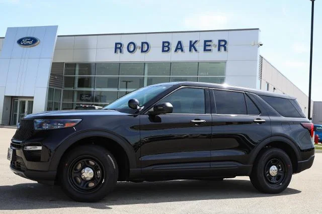 New 2026  Ford 4DR AWD POLICE image 3