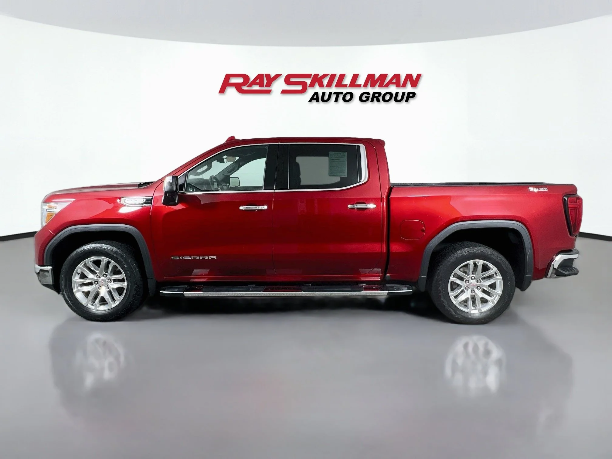 Used 2021 Cayenne Red Tintcoat GMC SLT image 4