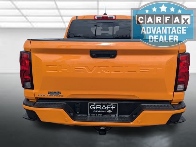 Used 2025 Sunrise Orange Chevrolet WT/LT image 27