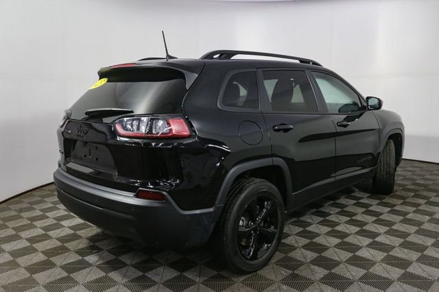 Used 2023 Black Jeep Altitude image 12