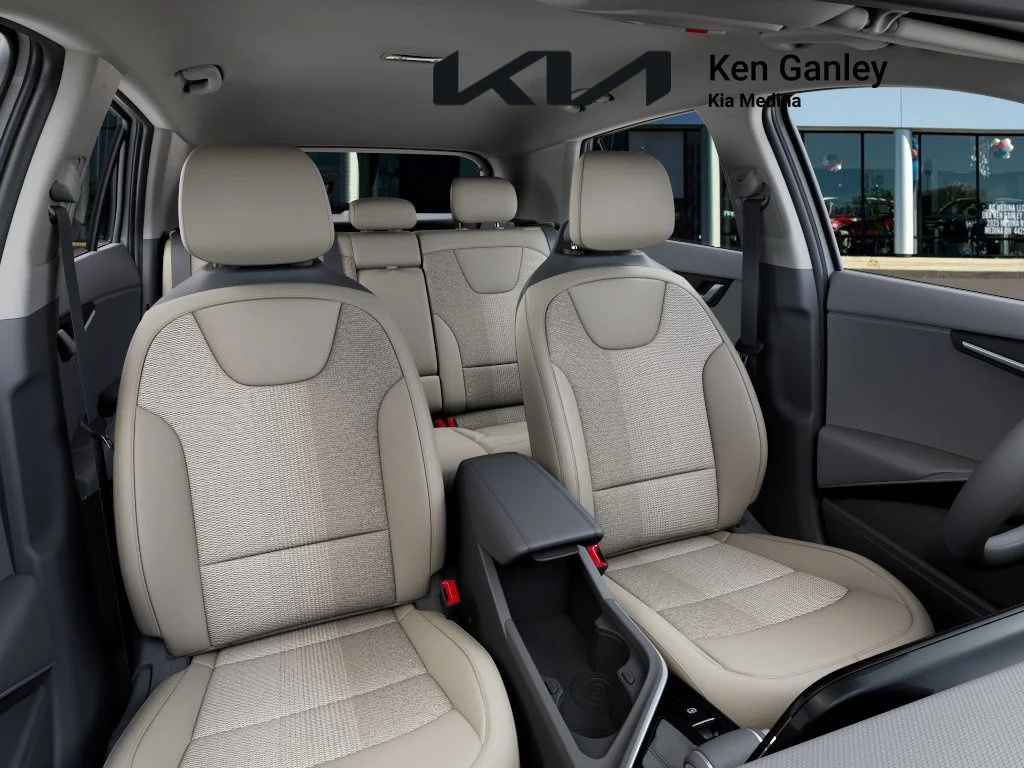 New 2026 Snow White Pearl Kia EX image 15