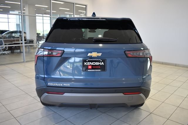 Used 2025 Blue Chevrolet LT image 8