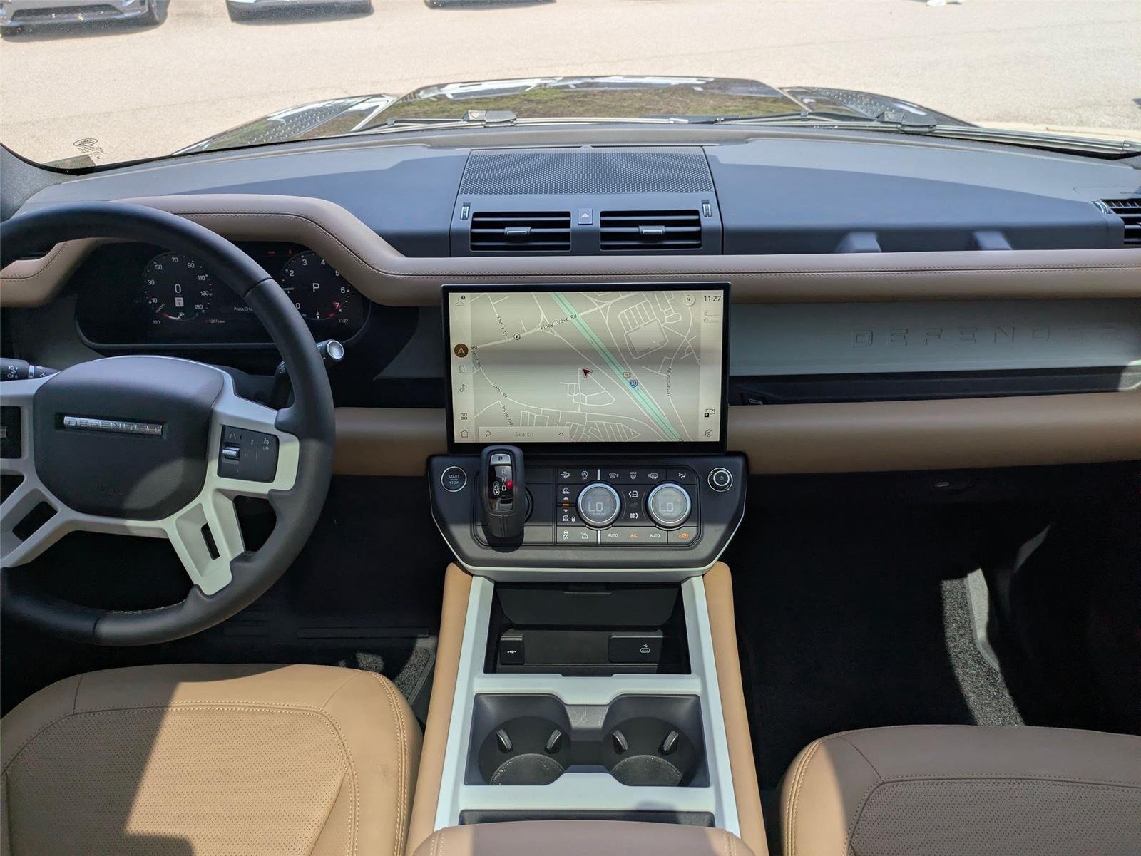 New 2026 Sedona Red Metallic Land Rover S image 32