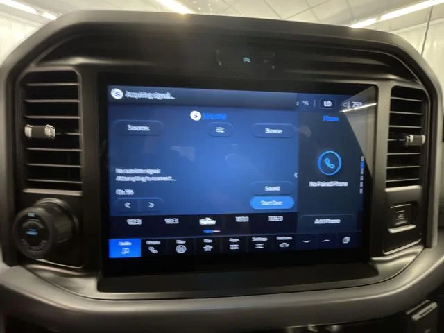 New 2026 Carbonized Gray Metallic Ford XLT image 16