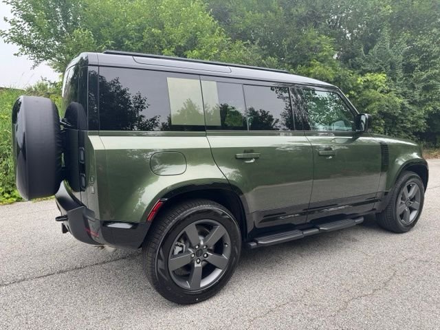 New 2026 Woolstone Green LAND ROVER X-Dynamic SE image 5