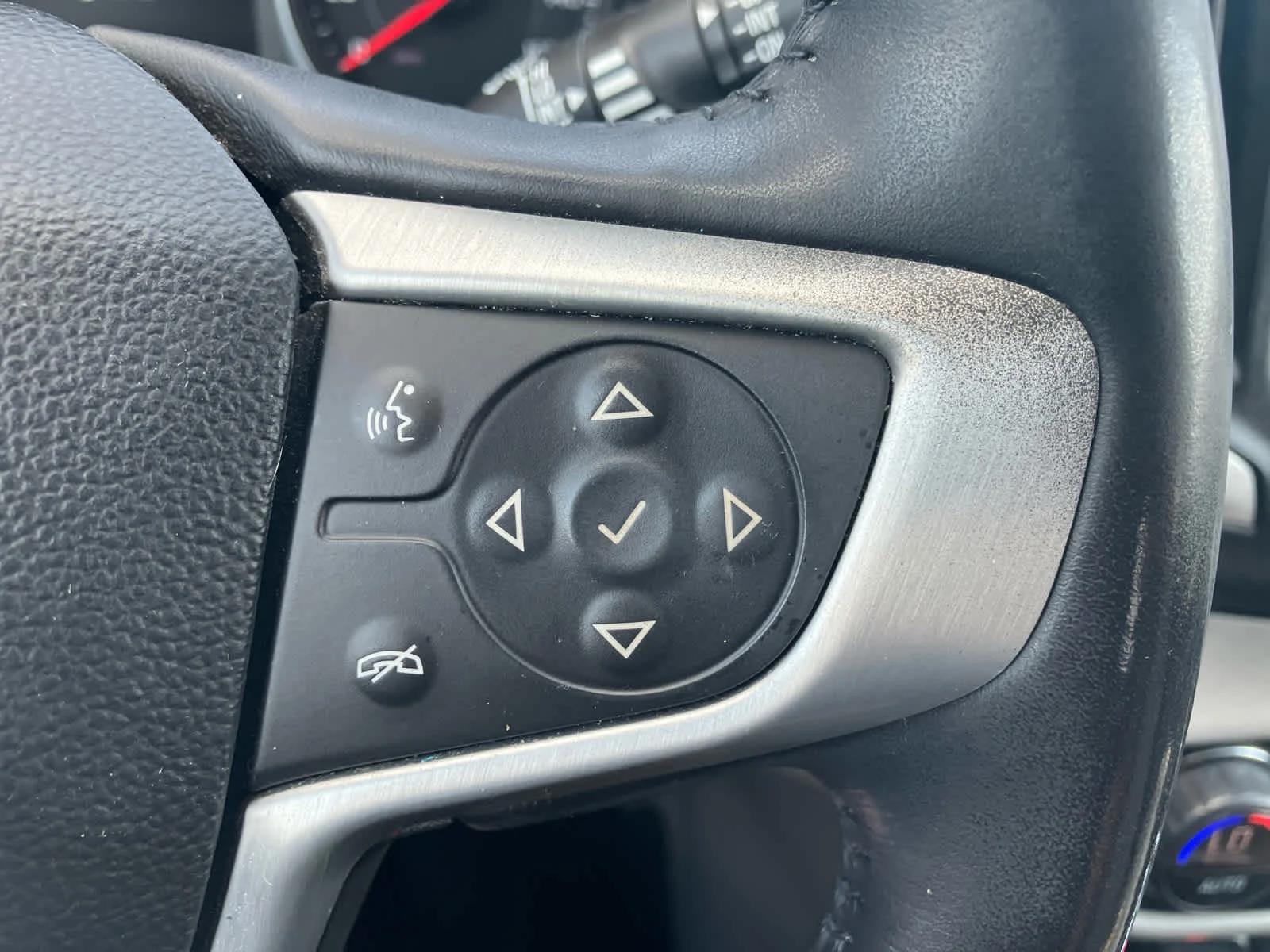 Used 2019 Quicksilver Metallic GMC SLT image 15