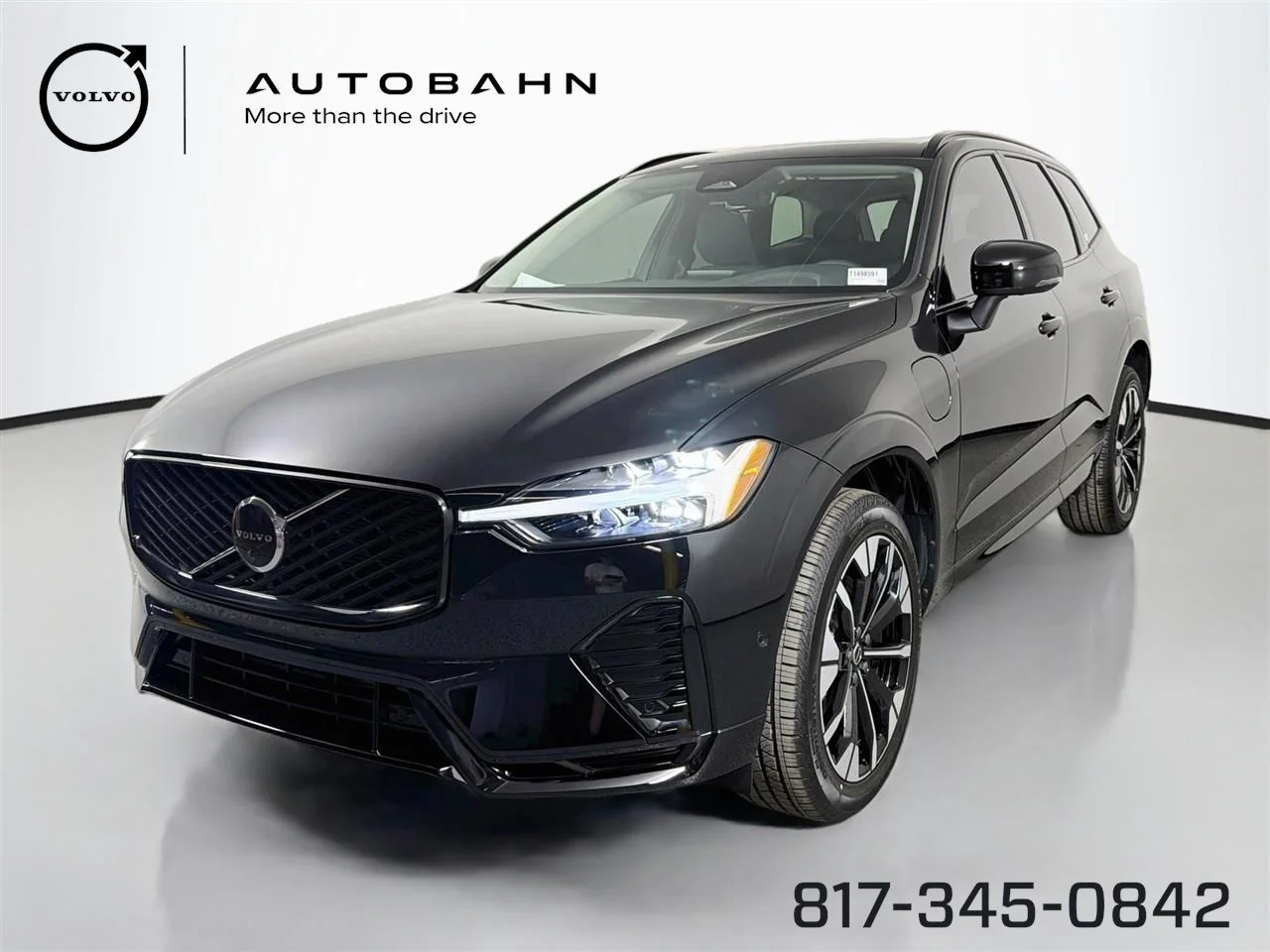 New 2026 Onyx Black Volvo Plus image 1