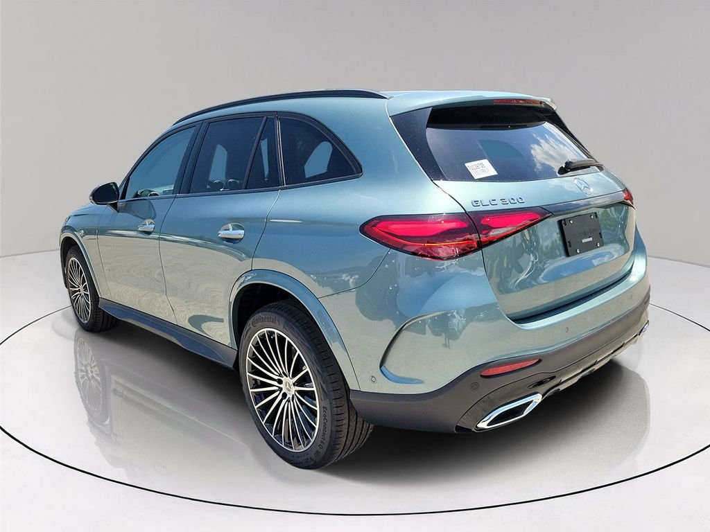 New 2026 Verde Silver Metallic Mercedes-Benz GLC 300 image 4