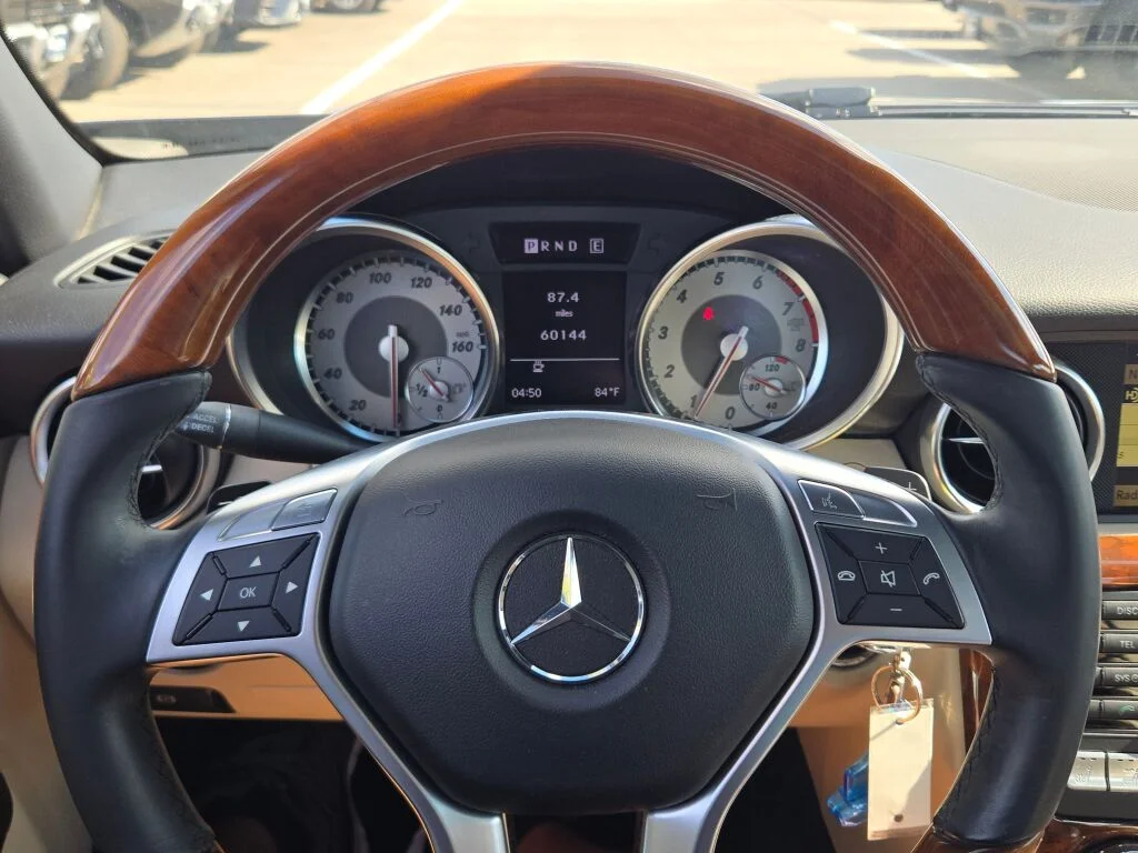 Used 2012 Blue Mercedes-Benz SLK 250 image 26