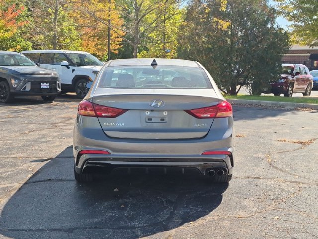Used 2018 Gray Hyundai Sport image 6