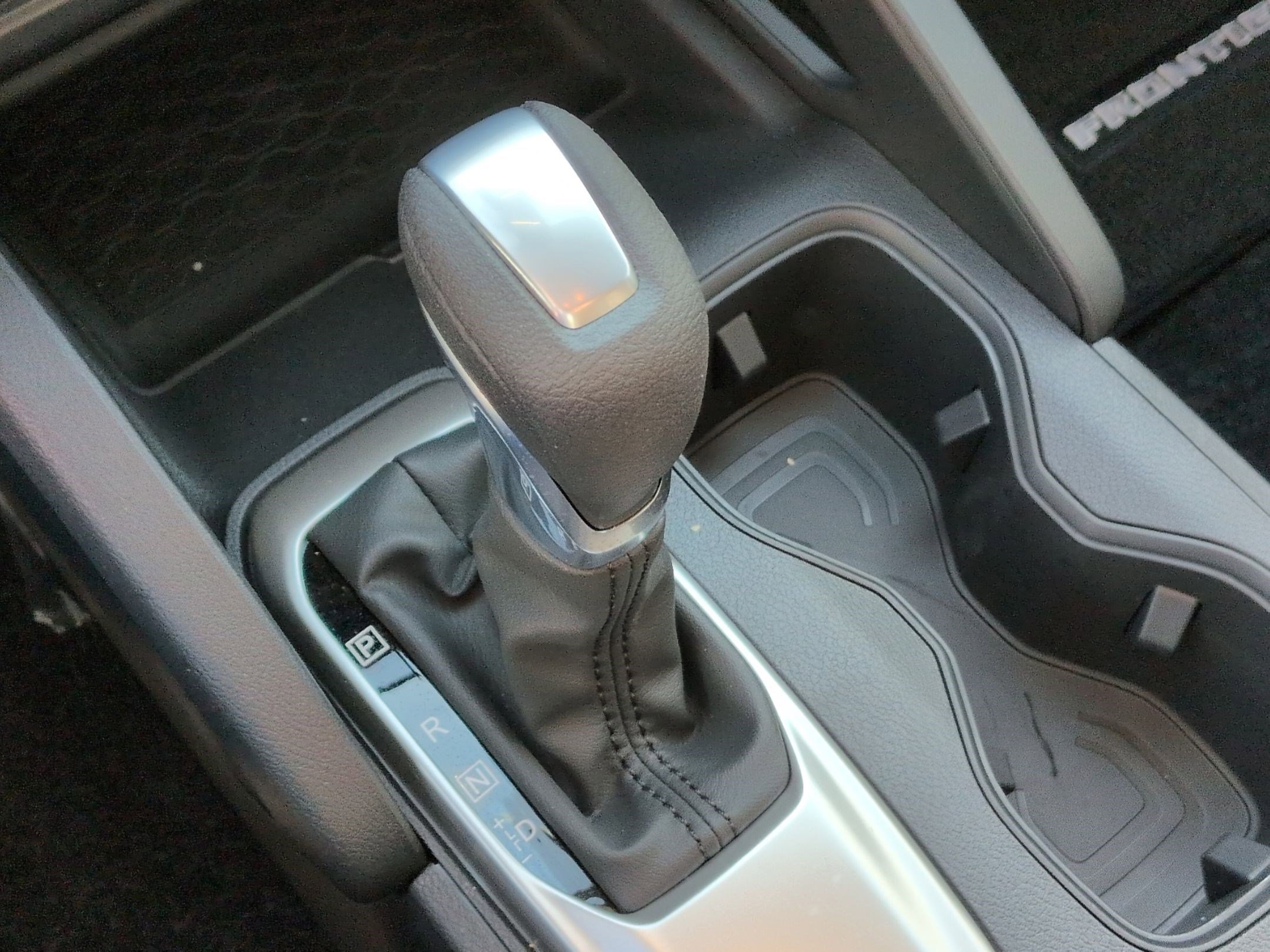 New 2026 Glacier White Nissan King Cab® S image 12
