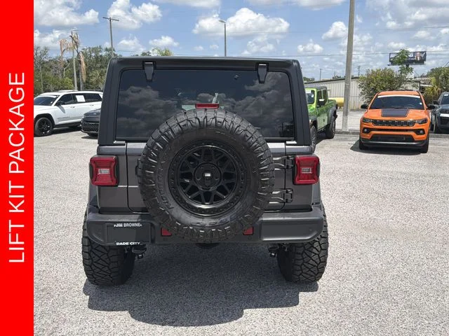 New 2026 Granite Crystal Metallic Clear-Coat Exterior Paint Jeep Sport S image 5