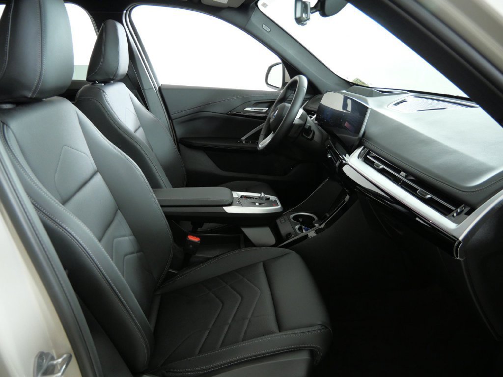 New 2027 Dune Grey Metallic BMW xDrive28i image 20